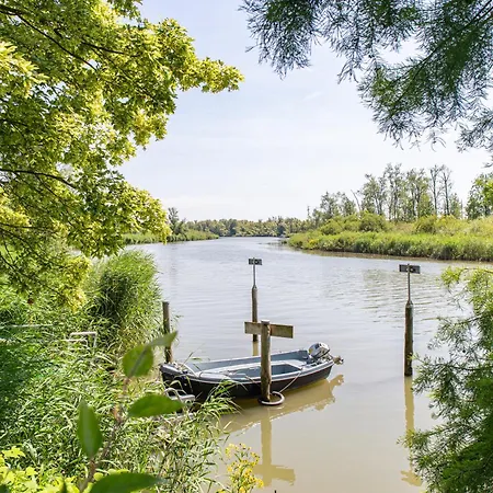 De Zuileshoeve Bed & Breakfast Dordrecht