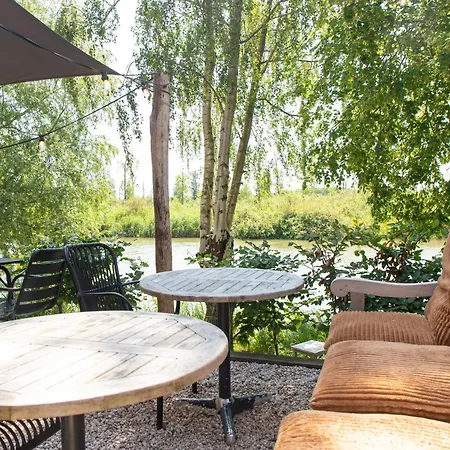 Bed & Breakfast De Zuileshoeve 3*